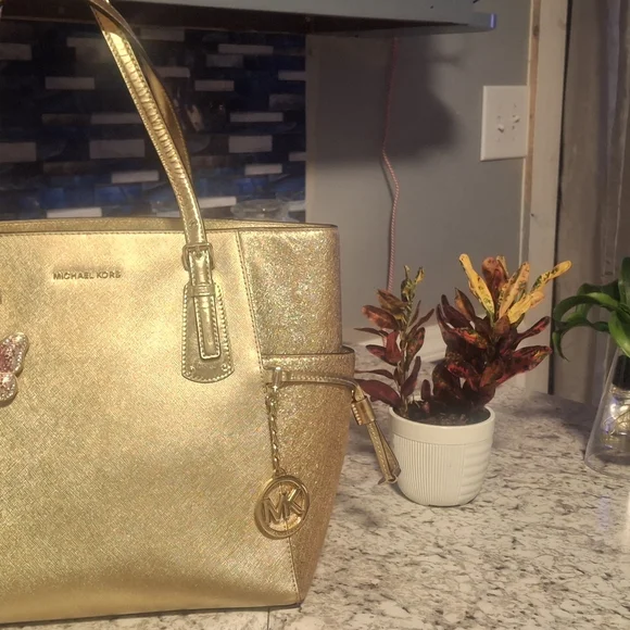 Michael Kors Gold Tote Bag - Picture 5 of 5